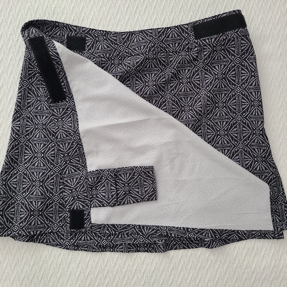 RipSkirt Skirt Size Small - Picture 2 of 11